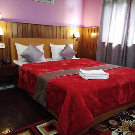 Rhododendron Hotel Darjeeling  Exterior photo